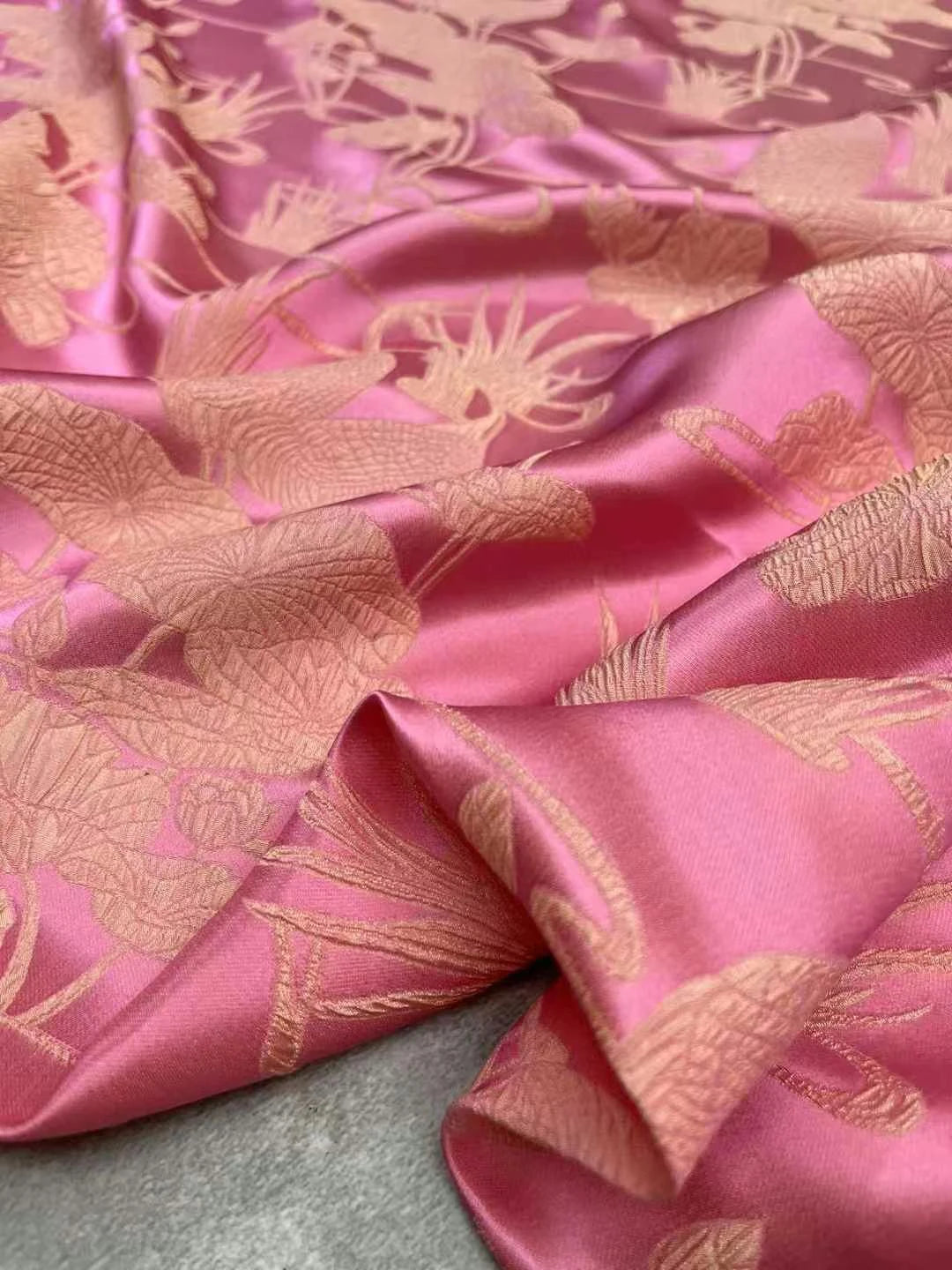 55'' Wide 28MM Lotus Leaves Jacquard Silk Fabric for Spring Summer Pink Horse-faced Dress Jacket DIY Sewing Material R1891