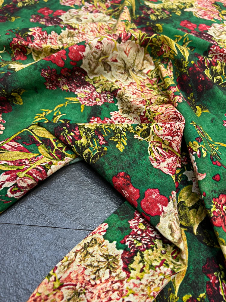 Brilliant Floral Printed on Green,140CM Wide 18MM Silk Crepe de Chine Fabric,Stretch Thin Summer Pants Dress Soft Fabric DIY Sewing Material D1618