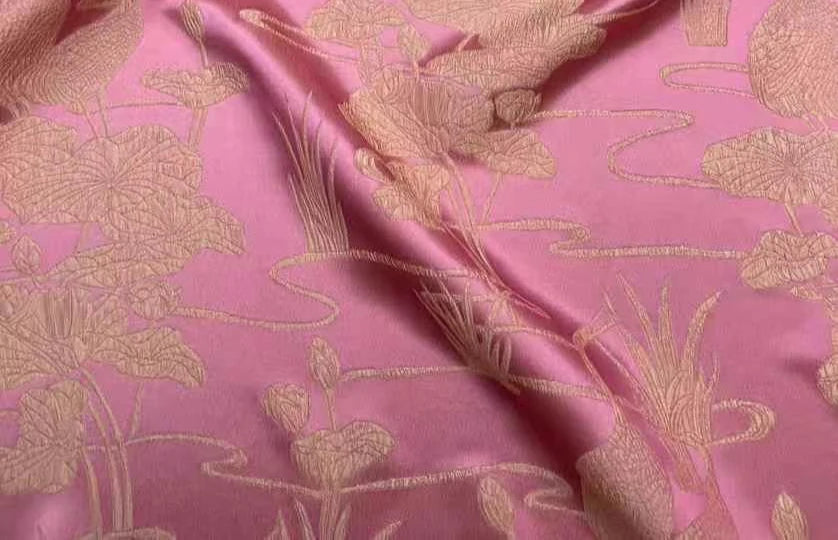 55'' Wide 28MM Lotus Leaves Jacquard Silk Fabric for Spring Summer Pink Horse-faced Dress Jacket DIY Sewing Material R1891