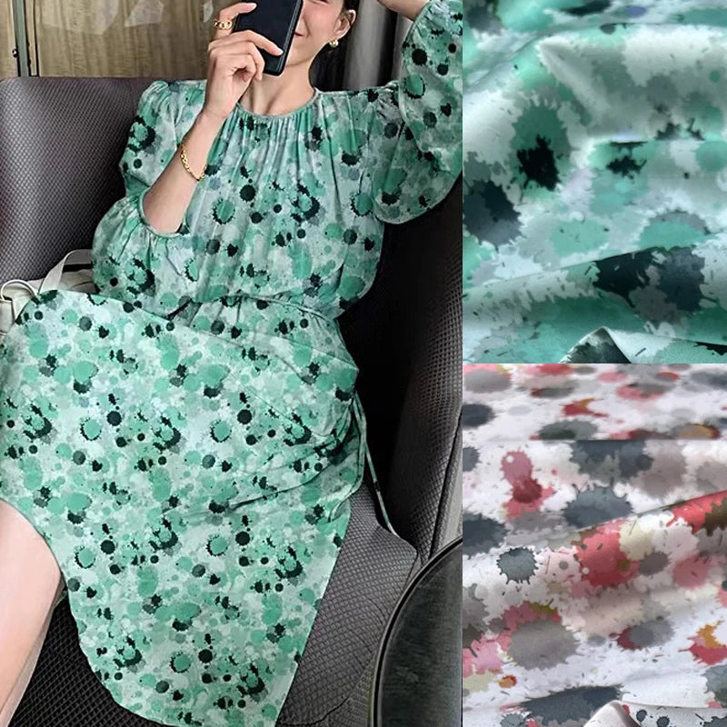 2Patterns Available Soft and Smooth Silk Satin Fabric 140CM Wide 19MM Silk Fabric for Summer Clothing Dress With Prints R351