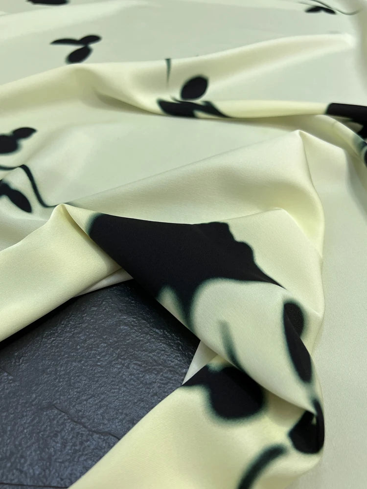 55'' Wide 20MM Thickness Black Floral on Light Green Printed Twill Silk Fabric by Yard for Summer Pants Blouse Dress-Stretch Silk Fabric DIY Sewing Material D1520