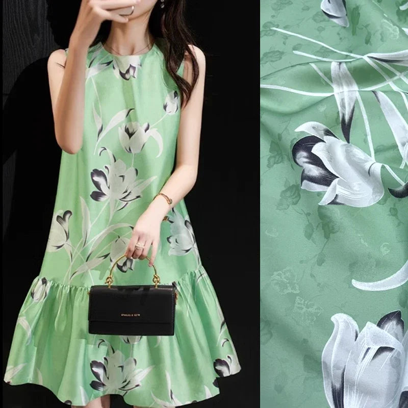 Daffodils Green Jacquard Silk Fabric - Wide 140CM - Thick 16.5MM - Ideal for Dress & Cheongsam & Shirt-DIY Sewing Material D1263