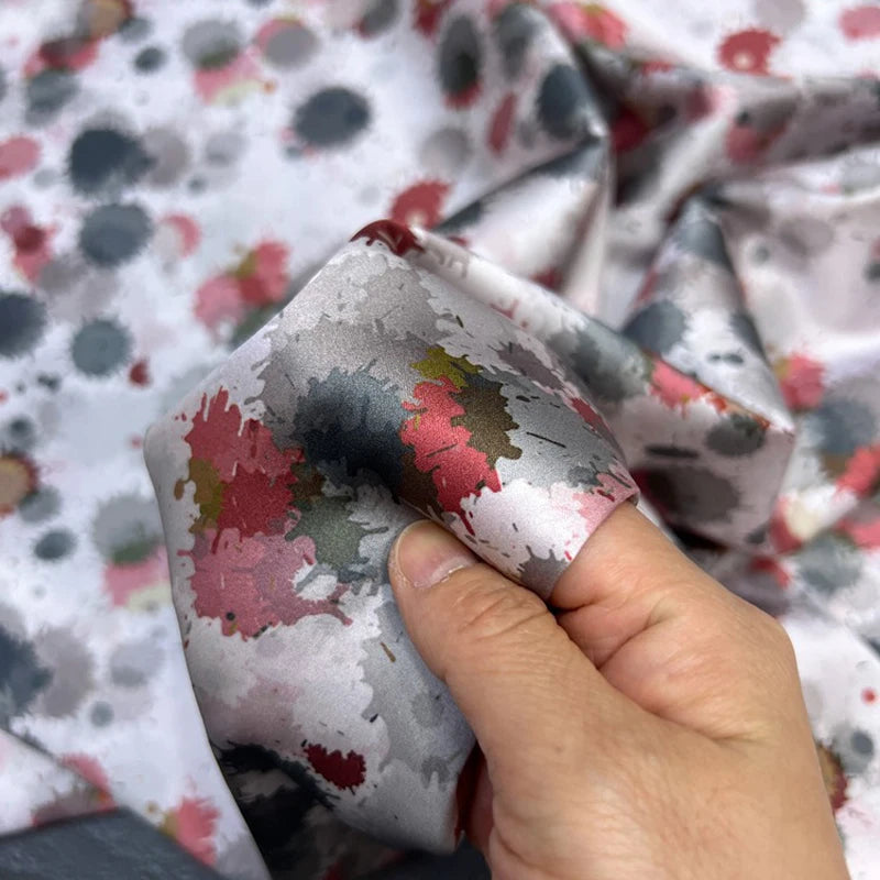 2Patterns Available Soft and Smooth Silk Satin Fabric 140CM Wide 19MM Silk Fabric for Summer Clothing Dress With Prints R351
