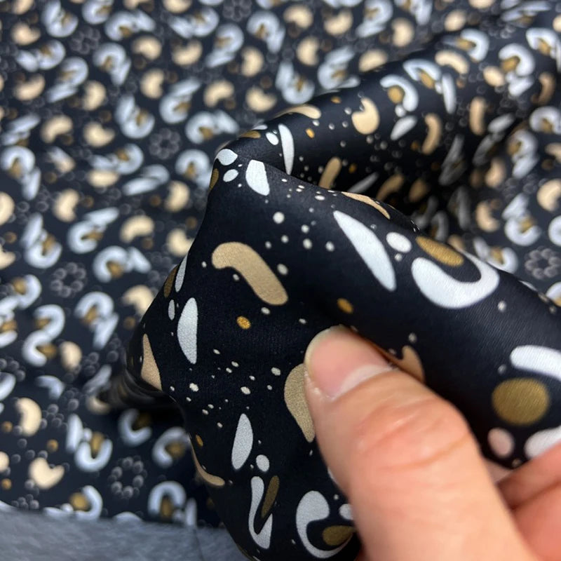 Breathable Stretch Silk Threaded Satin Fabric by Yard with Prints on Black 140CM Wide 20MM Silk Fabric for Dressmaking DIY Sewing Material R362