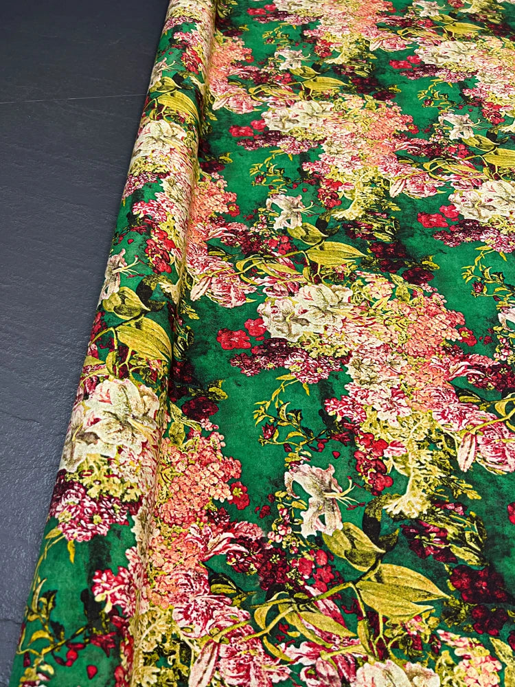 Brilliant Floral Printed on Green,140CM Wide 18MM Silk Crepe de Chine Fabric,Stretch Thin Summer Pants Dress Soft Fabric DIY Sewing Material D1618