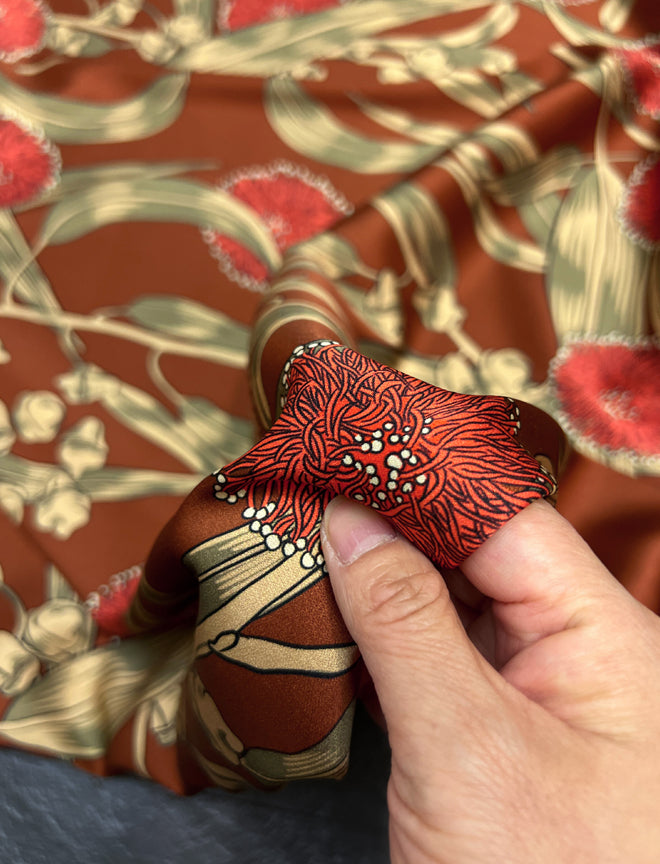 Soft Silk Threaded Satin Fabric by Yard with Floral Printed on Brick Red 140CM Wide 20MM Silk Fabric for Summer Clothing Dress Pants DIY Sewing Material R373