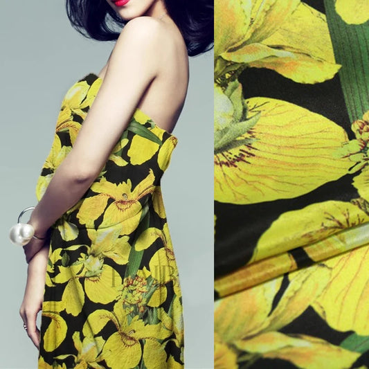 43.3'' Wide 12MM Thin Dress Pajamas Silk Crepe de Chine Fabric Yellow Floral Printed on Black Silk Fabric for DIY Sewing  R1842