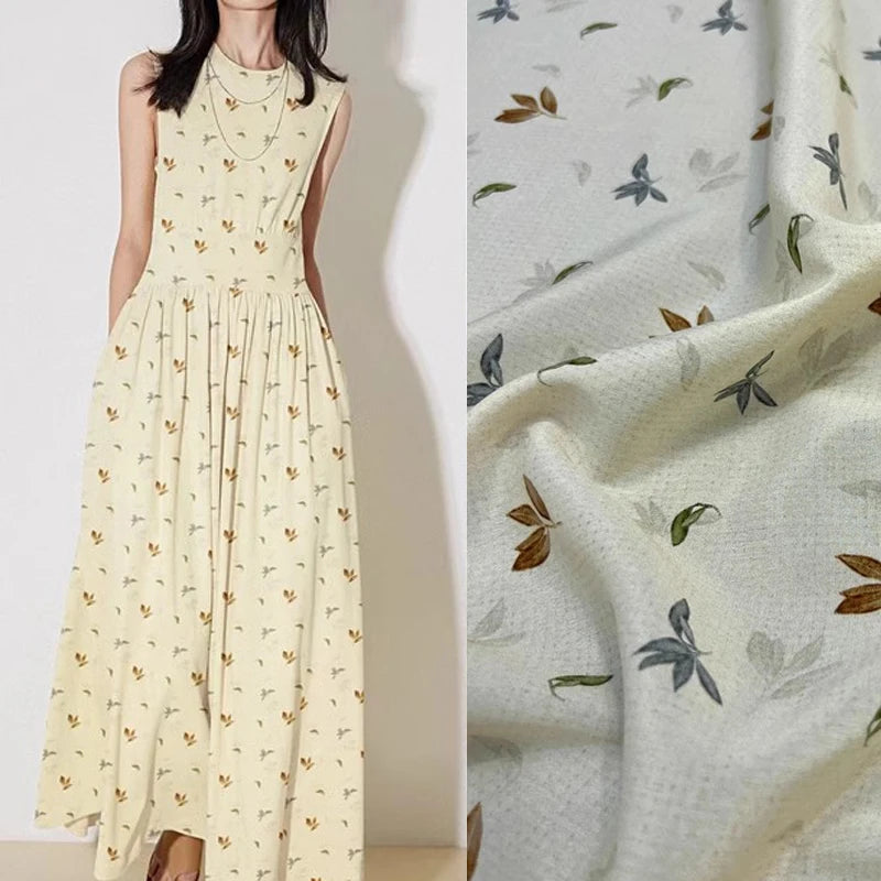 18 Momme 55''Width Silk Crepe de Chine Fabric for Sewing Blouse,Dresses,Pajamas DIY Crafts,Stretch Silk Spandex Soft Thin Material(Printed on Beige,1yards)  D1305