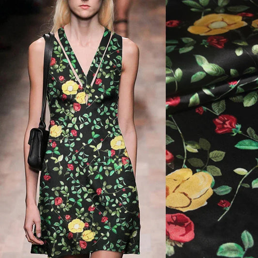 105CM Wide 91G/M Green Floral and Leaves Print Black Stretch Silk Satin Fabric for Summer Spring Suit Dress Jacket Skirt,DIY Sewing Material C024