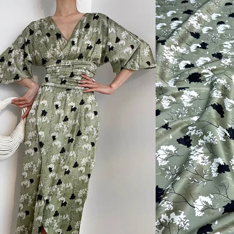 Soft 55'' Wide 20MM Thickness Black White Floral Print Dark Green Twill Silk Fabric By Yard for Sewing DIY Summer Spring Plants Blouse Dress Cheongsam D1273
