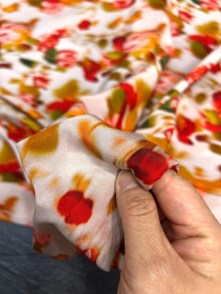 140CM Wide 18MM Thick Silk Crepe de Chine Fabric,Stretch Smudged Orange Green Silk Fabric for Thin Cheongsam Pants Dress,DIY Sewing Material D1683