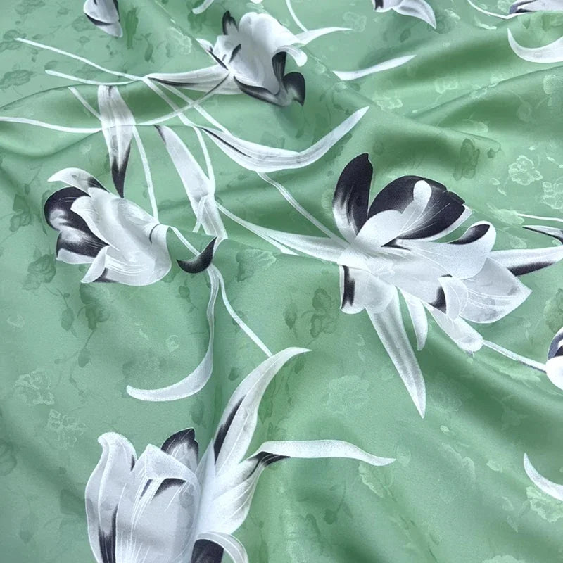 Daffodils Green Jacquard Silk Fabric - Wide 140CM - Thick 16.5MM - Ideal for Dress & Cheongsam & Shirt-DIY Sewing Material D1263