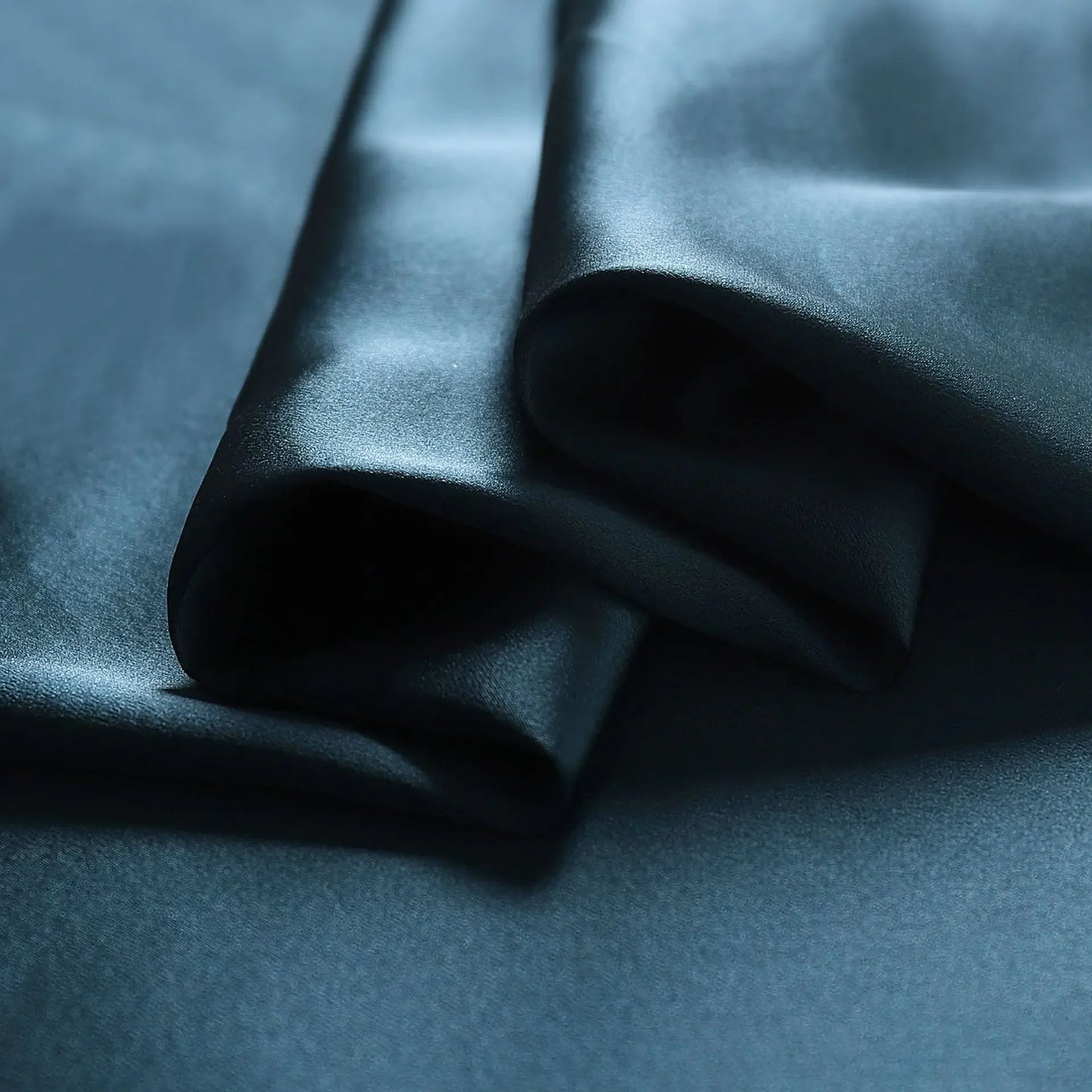 15Colors!55'' Wide 19MM Dyed Silk Crepe Satin Plain Fabric by Yard for Dress Shirt Clothes Cheongsam Pants DIY Sewing Summer Material Y003